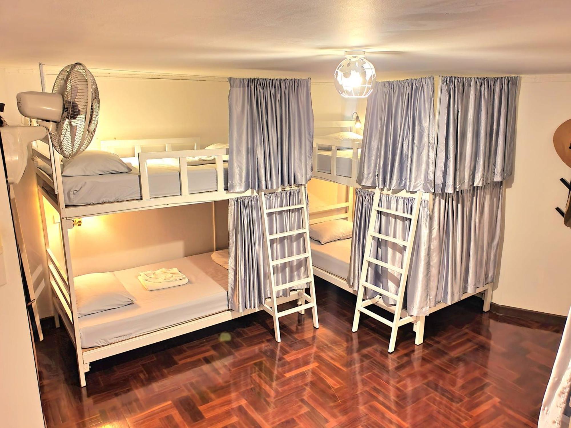 Home16 16 Sukhumvit * Bangkok