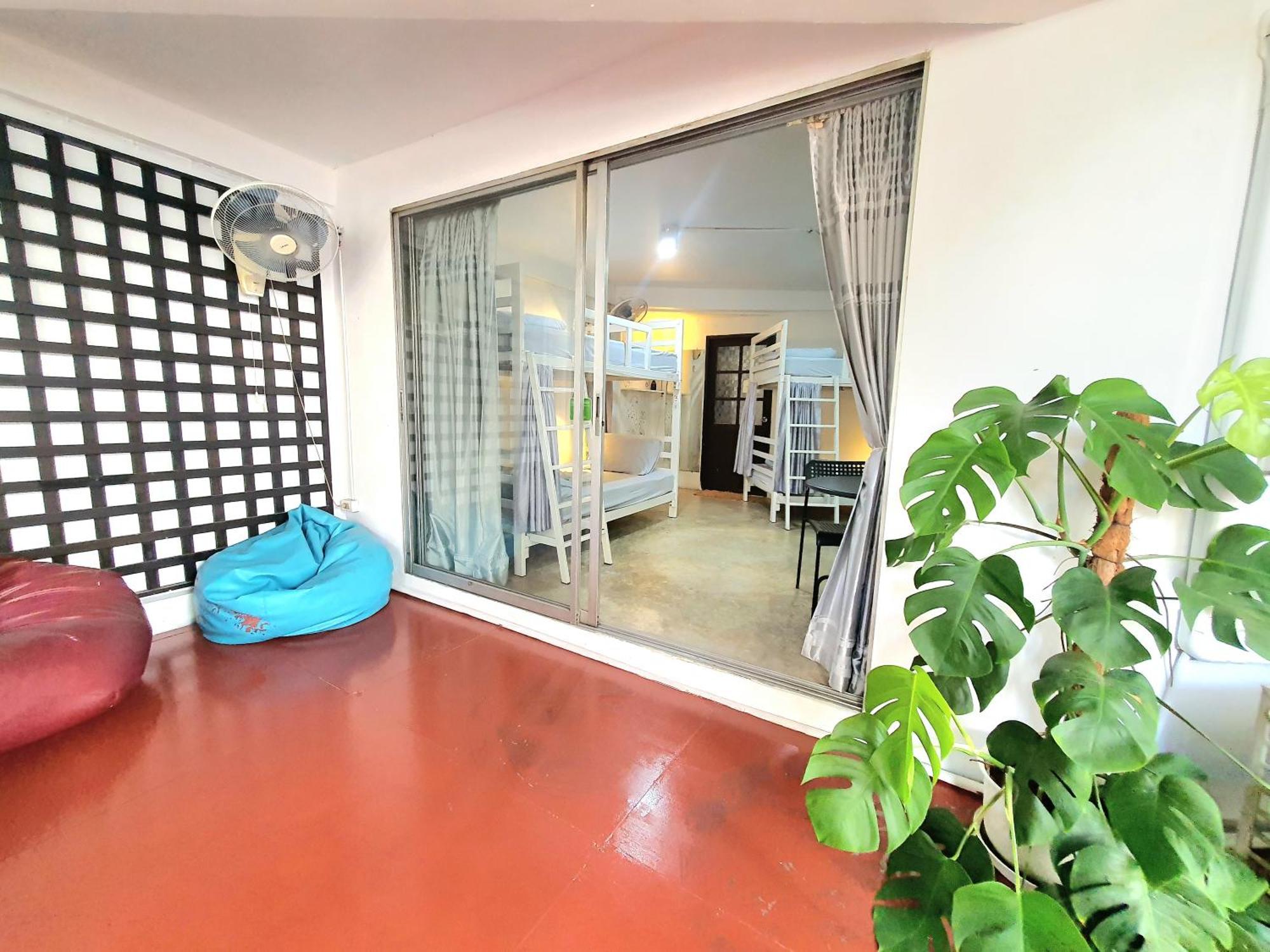 Hostel Home16 16 Sukhumvit