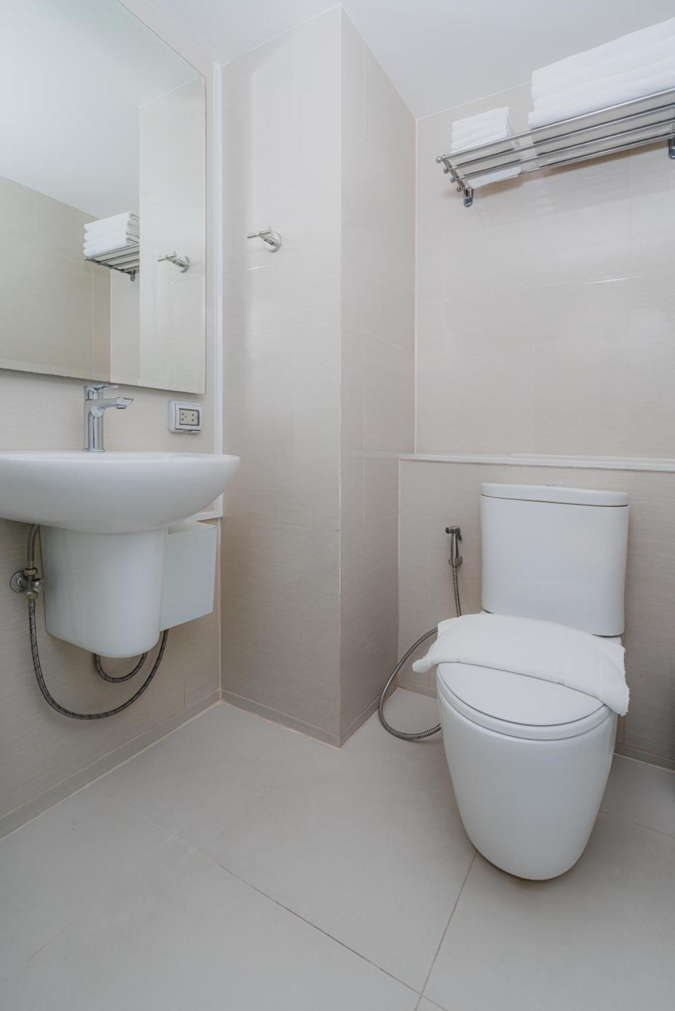 Hotel Surestay By Western Ramintra Bangkok