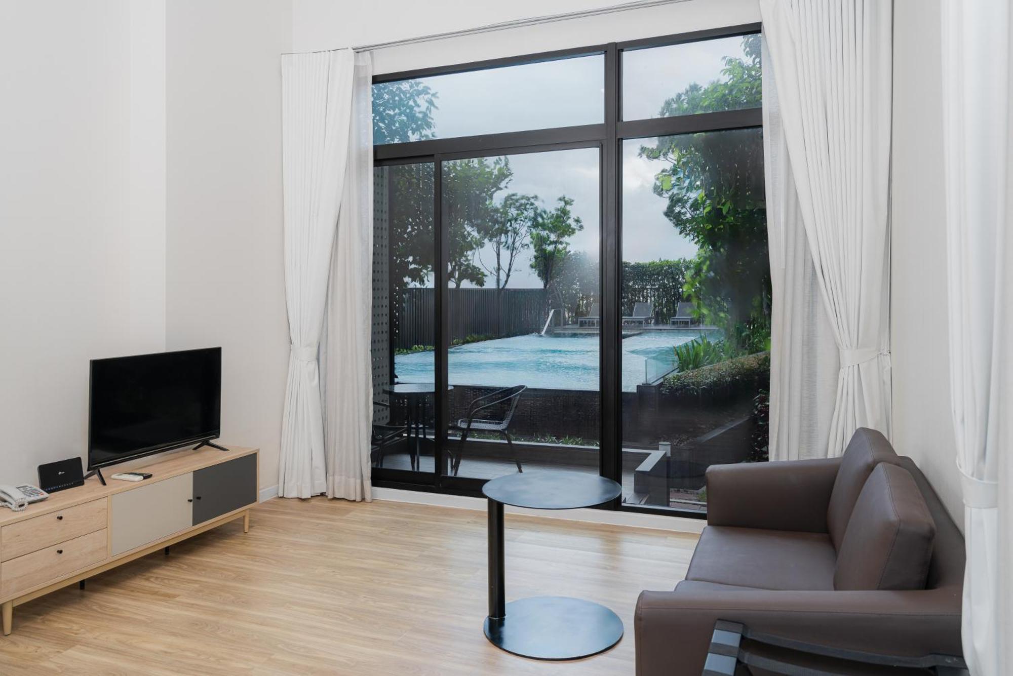 Surestay By Western Ramintra Bangkok