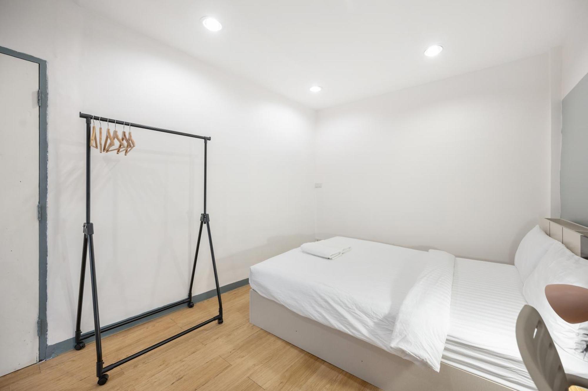 Apartment Cozyhouse,near To Btsonnut,10 Guests