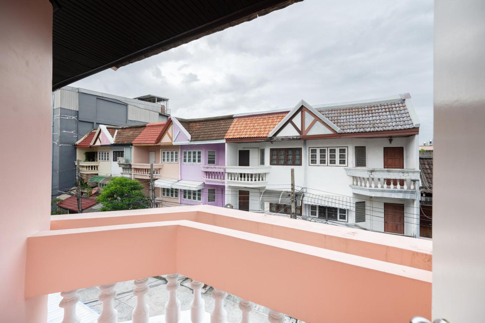 Cozyhouse,near To Btsonnut,10 Guests * Bangkok