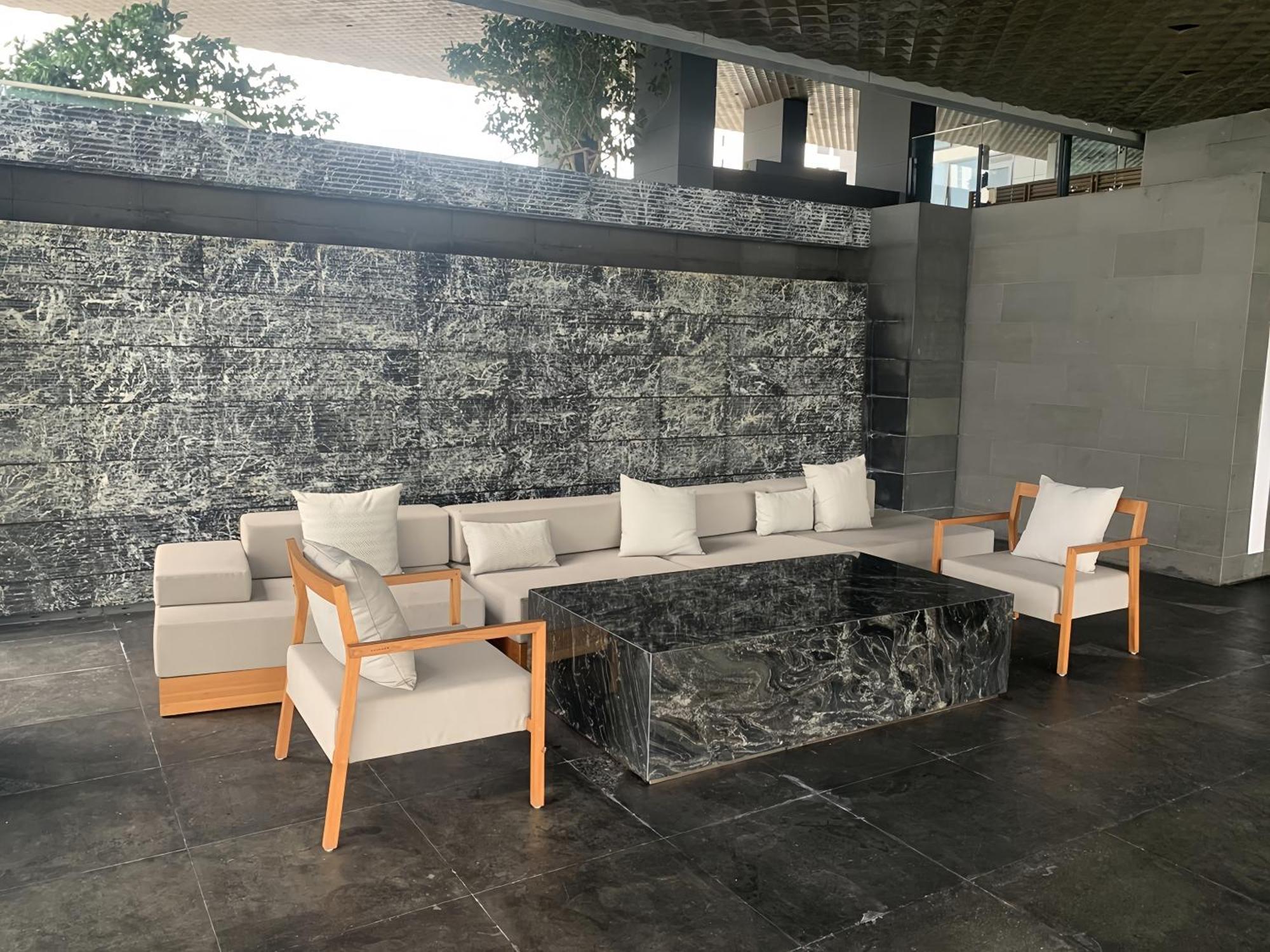 Apartment Circle Sukhumvit 11 *
