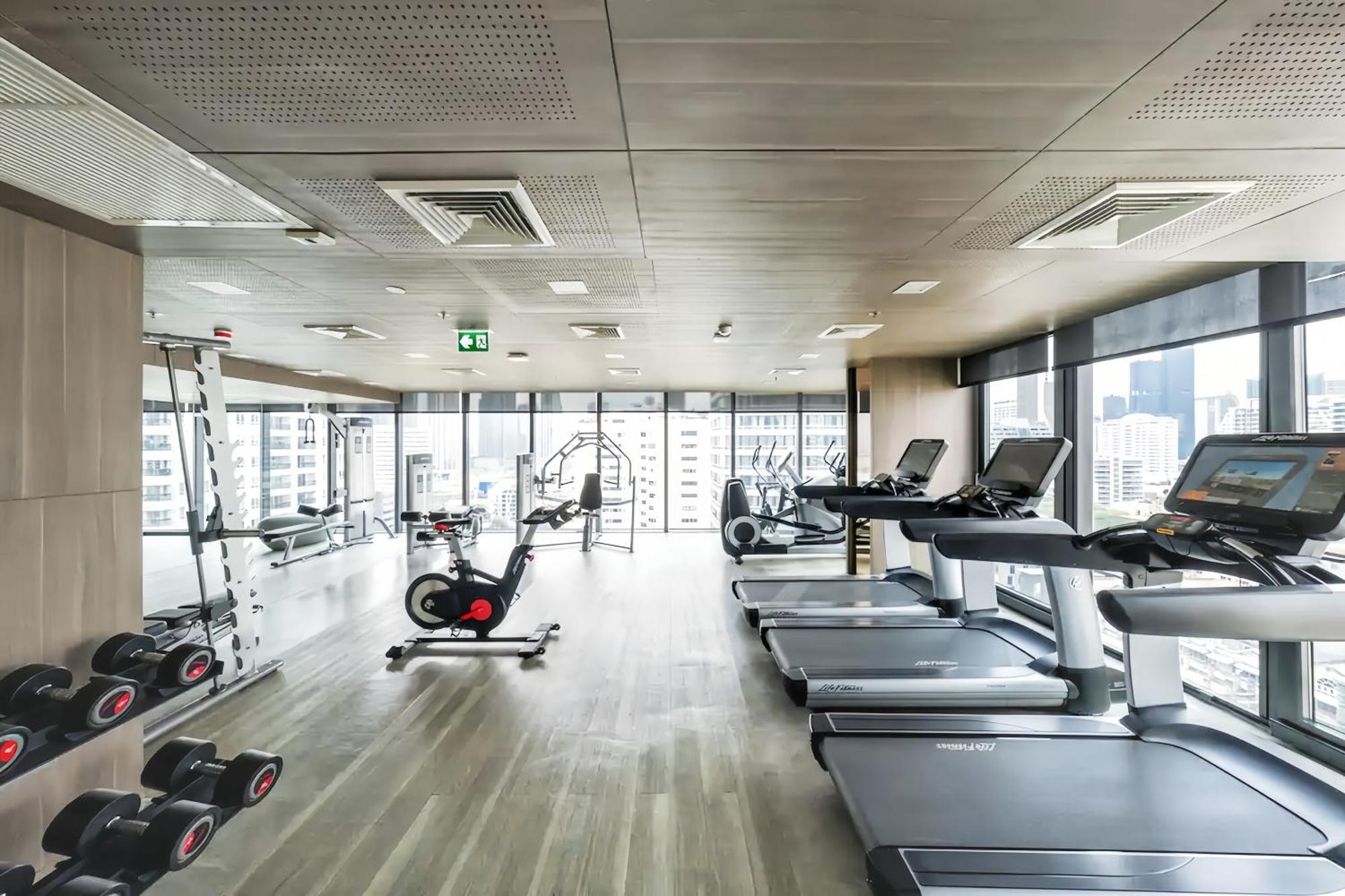 Circle Sukhumvit 11 *