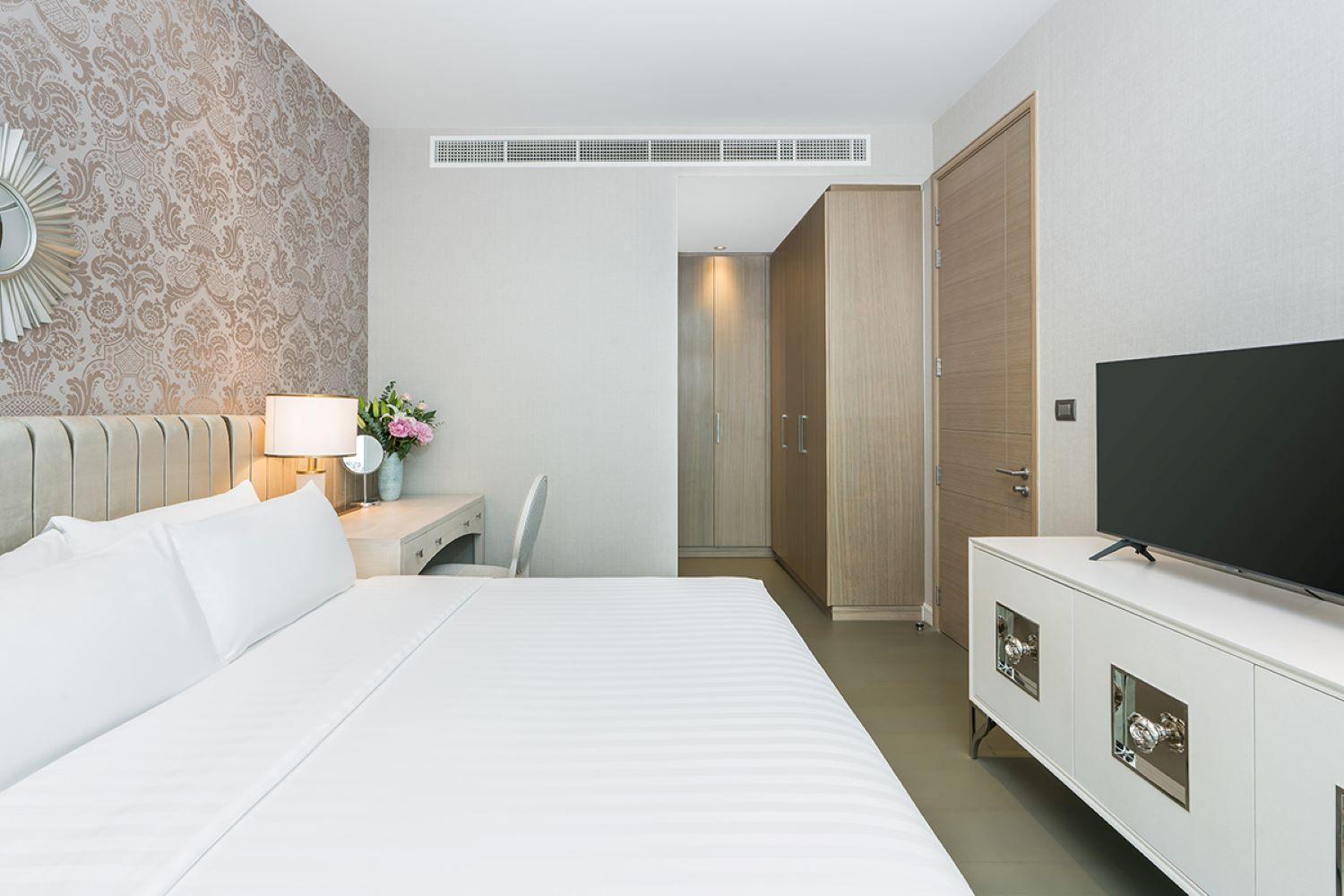 Residences Waldorf Astoria High Floor 83 Sqm Apartment