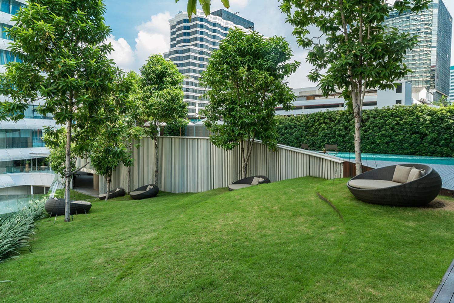 Residences Waldorf Astoria High Floor 83 Sqm Apartment *