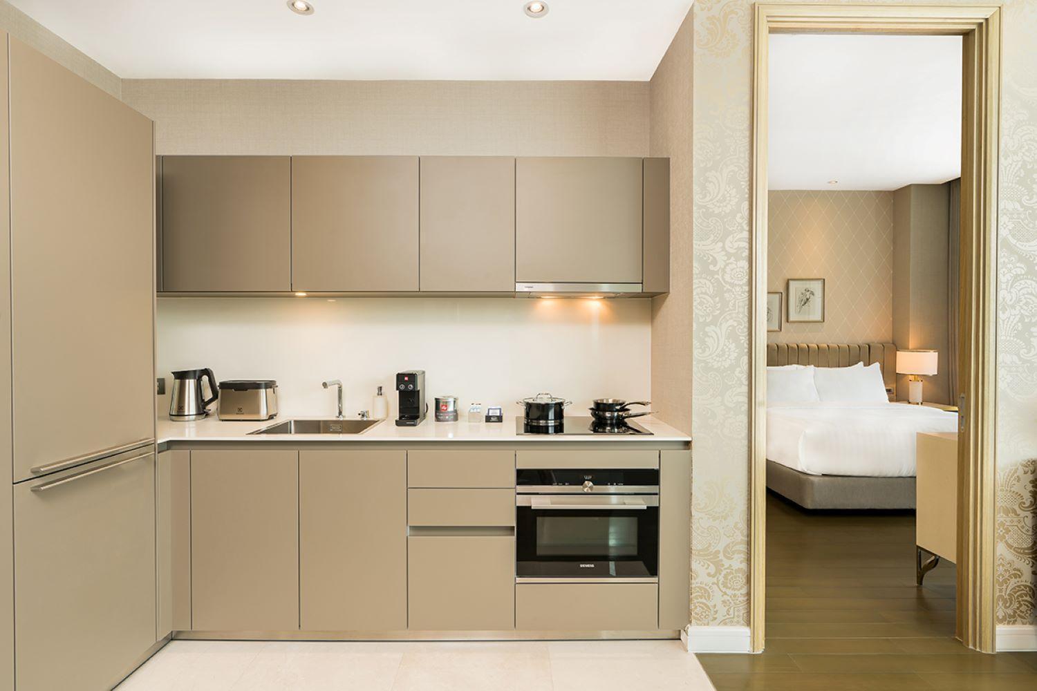 Residences Waldorf Astoria High Floor 83 Sqm Apartment