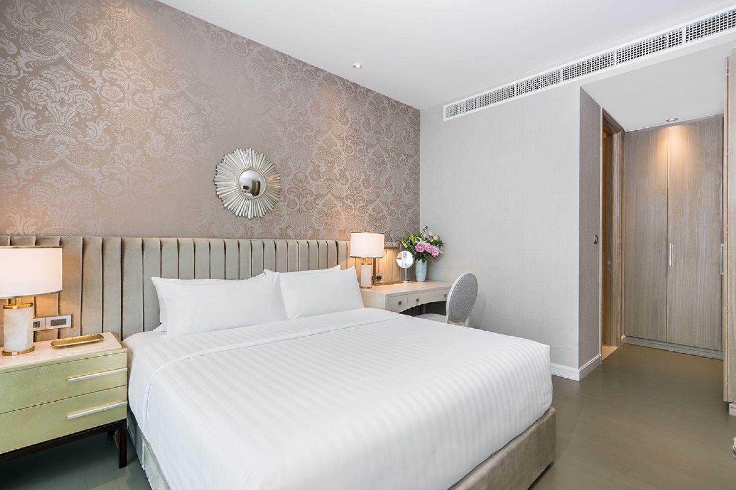 Residences Waldorf Astoria High Floor 83 Sqm Apartment Bangkok