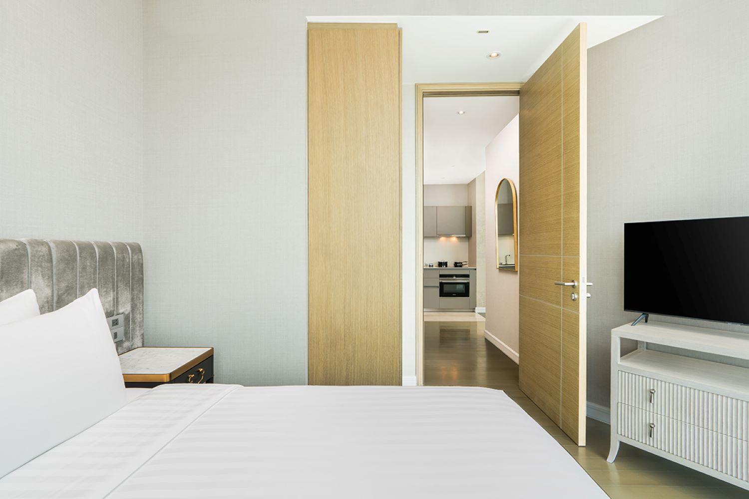 Residences Waldorf Astoria High Floor 83 Sqm *