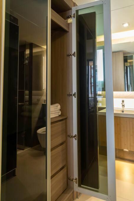 Luxury 2 Near Bts Thong Lor Apartment