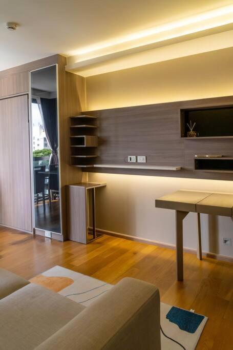 Luxury 2 Near Bts Thong Lor Apartment Bangkok