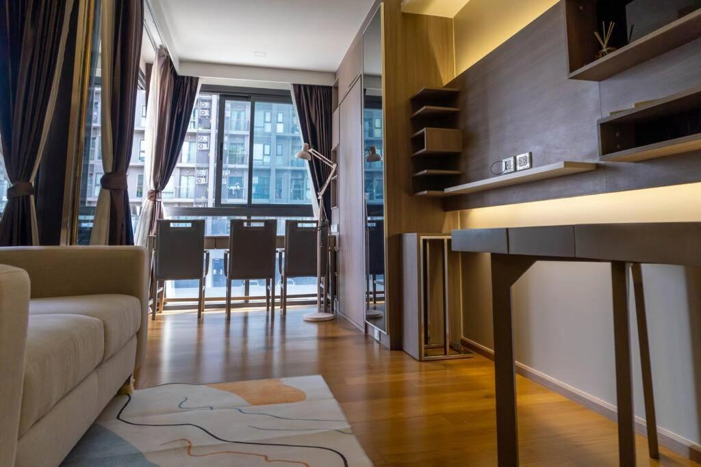 Luxury 2 Near Bts Thong Lor * Bangkok