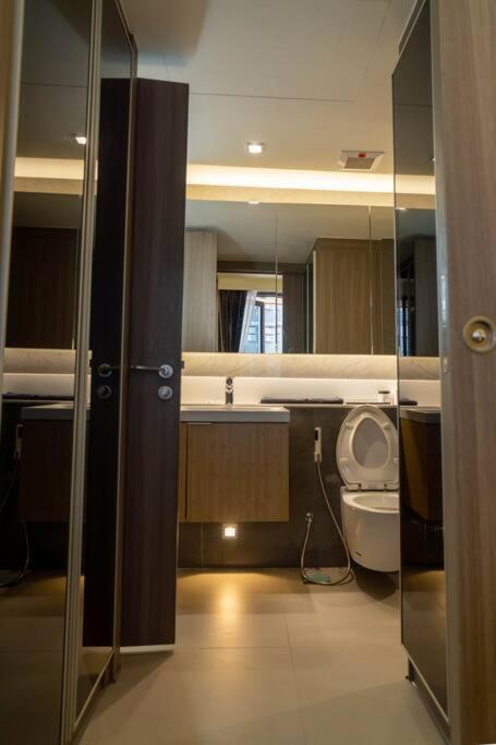 Luxury 2 Near Bts Thong Lor Apartment