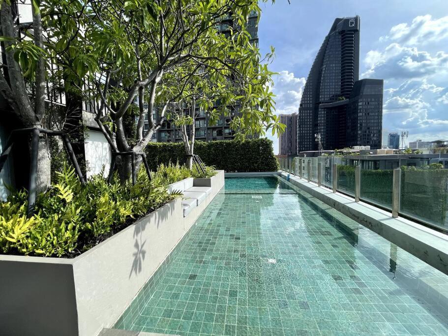 Luxury 2 Near Bts Thong Lor