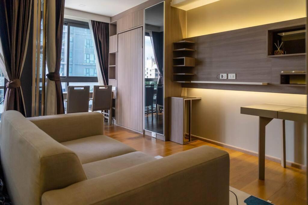 Luxury 2 Near Bts Thong Lor