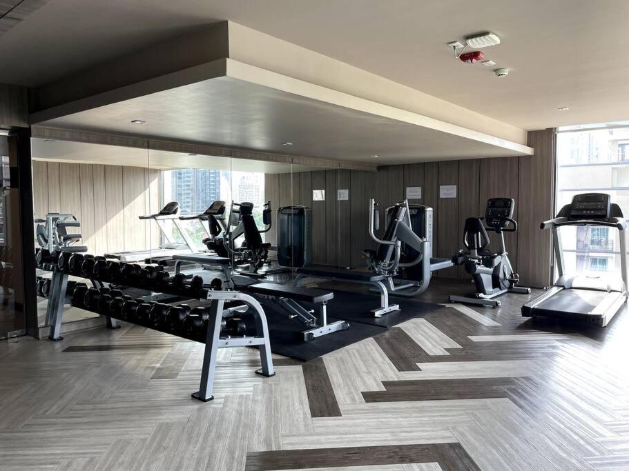 Luxury 2 Near Bts Thong Lor Apartment *