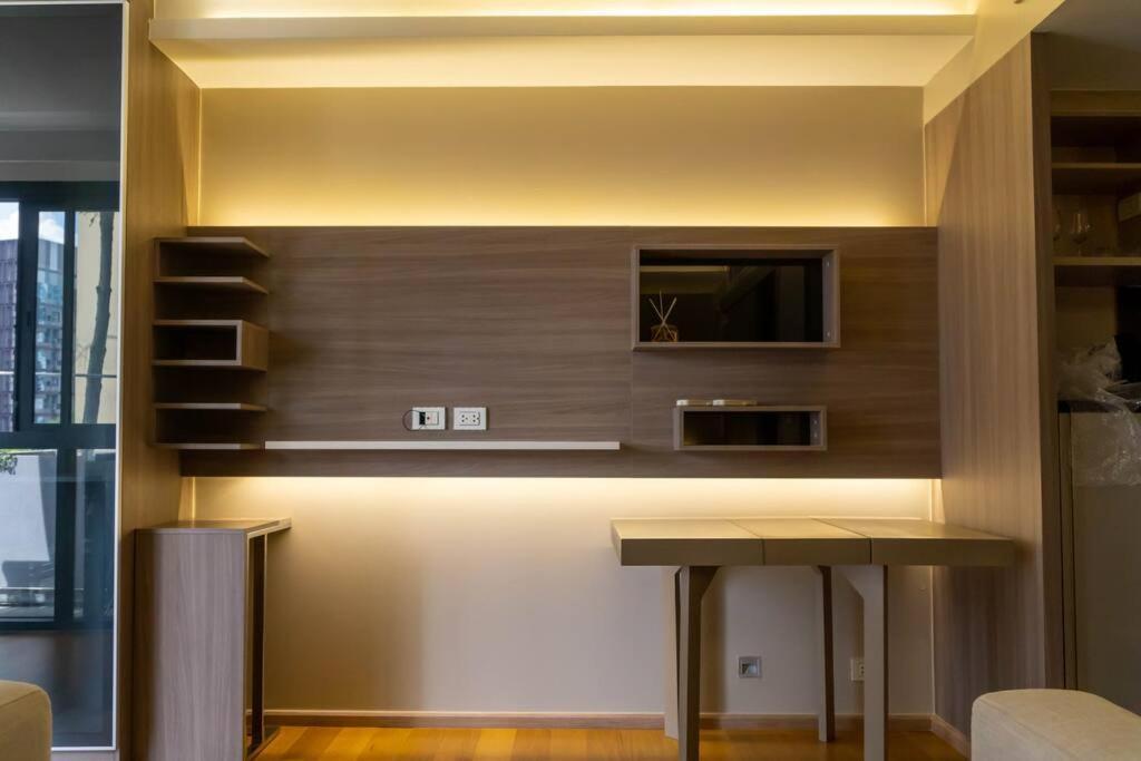 Luxury 2 Near Bts Thong Lor Apartment Bangkok