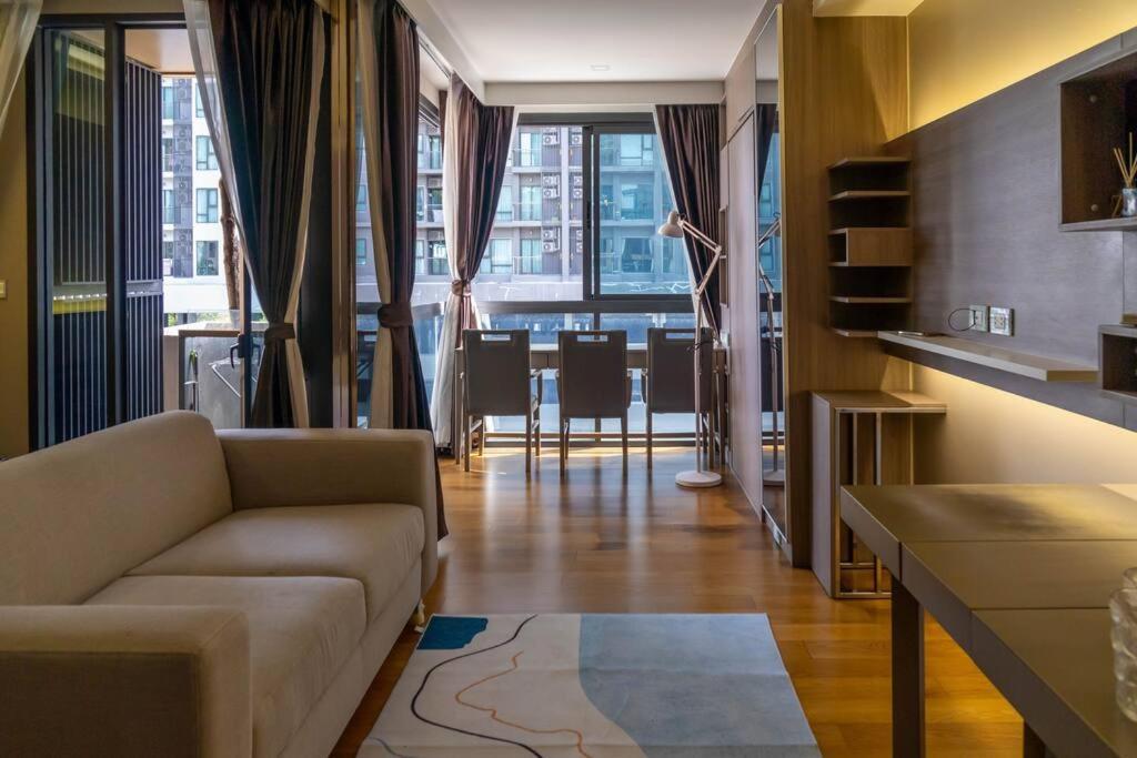 Apartment Luxury 2 Near Bts Thong Lor *