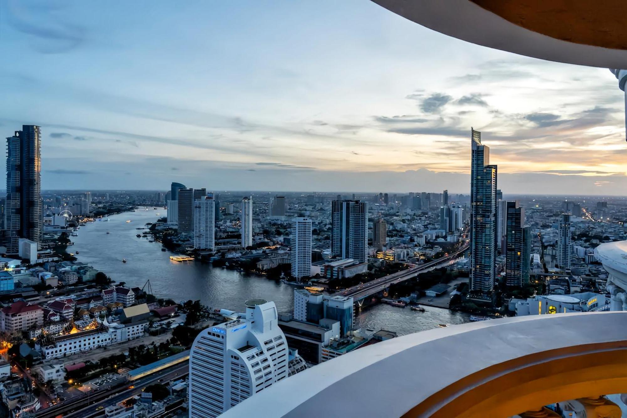 State Tower Apartment Bangkok