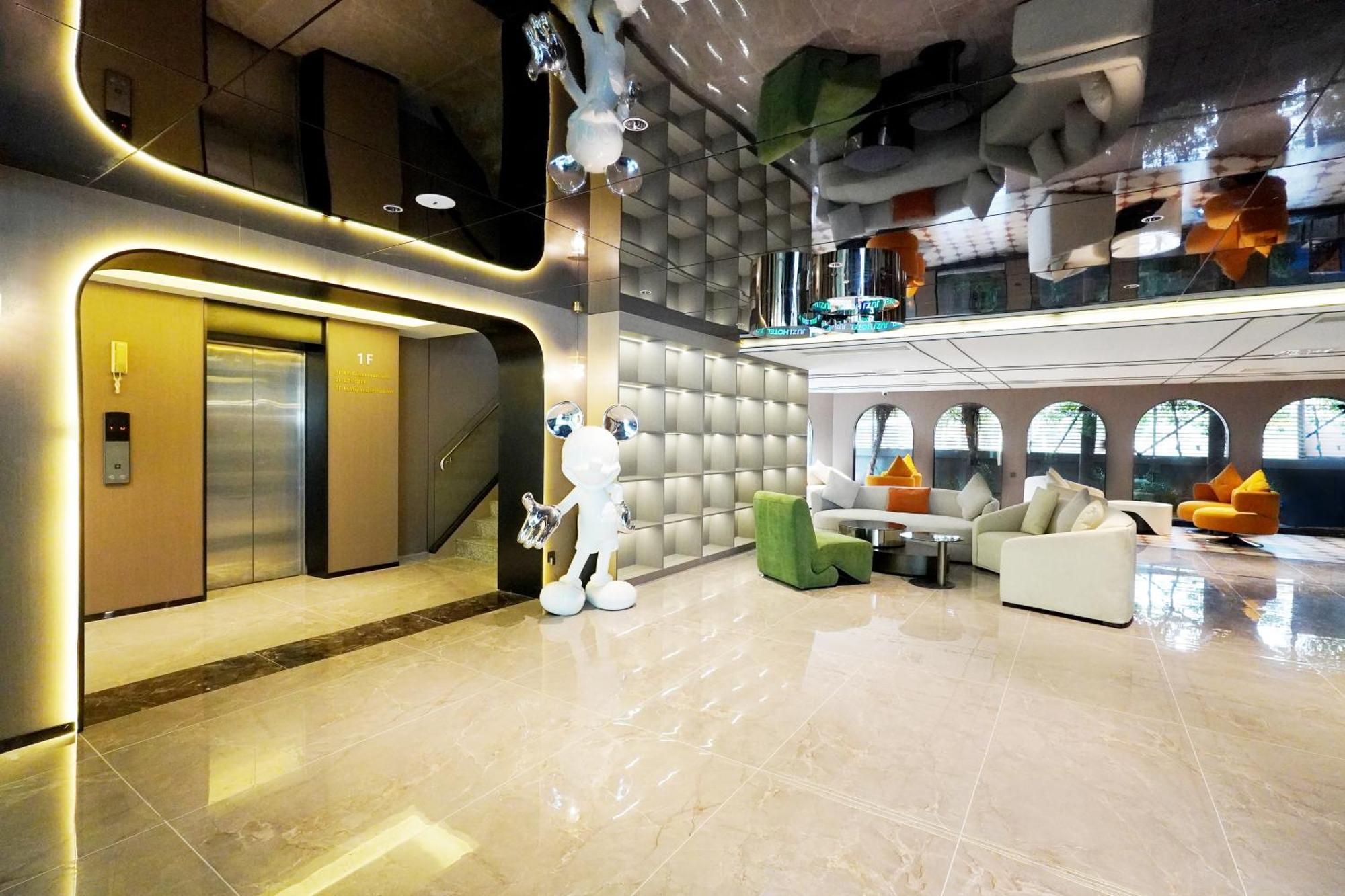 Juzi Hotel