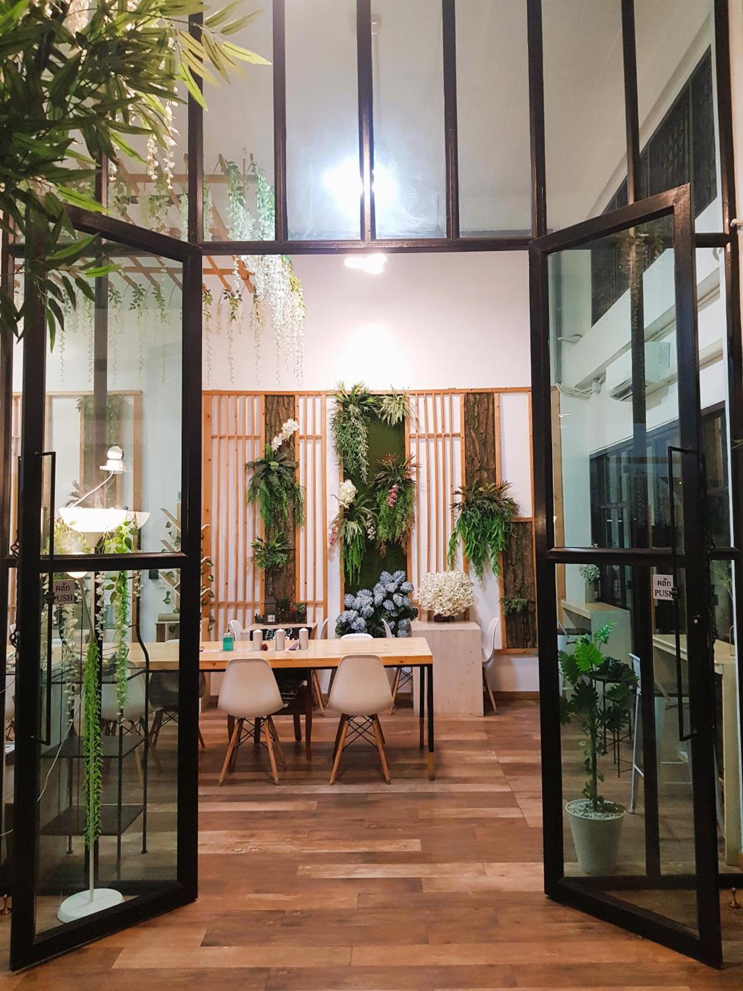 Club House 124 Near Suvarnabhumi, Bkk Airport Apartment