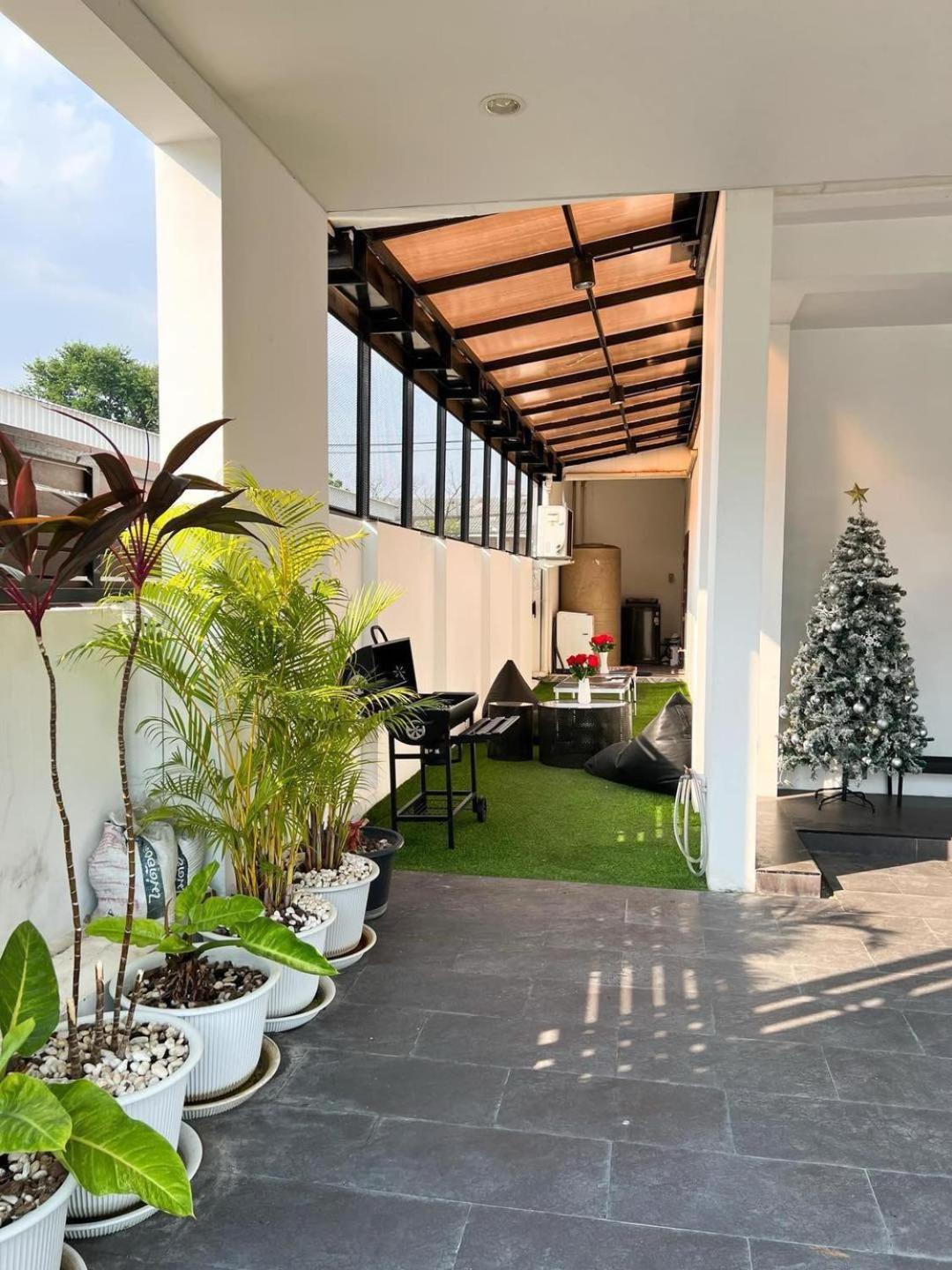 House Villa *
