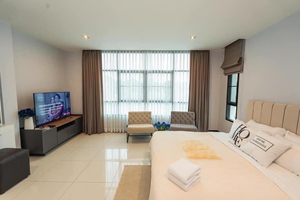 Villa Luxury Pool 77 Bangkok