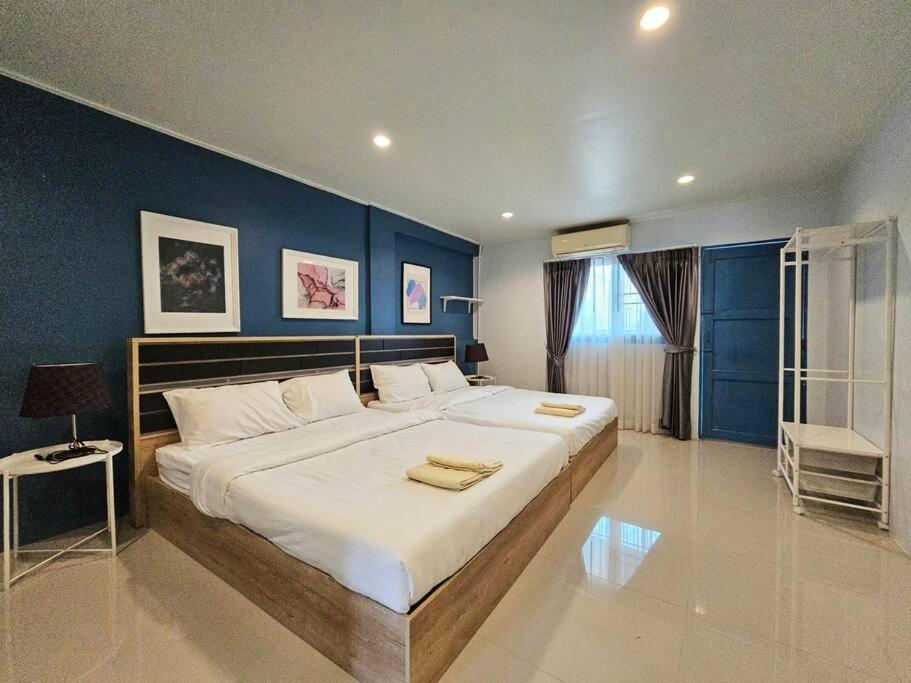 Holiday home 10mins Bts Skytrain Onnut Station
