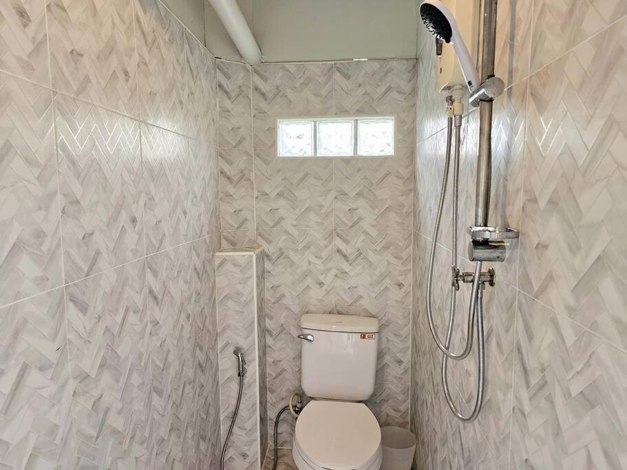 Holiday home 10mins Bts Skytrain Onnut Station