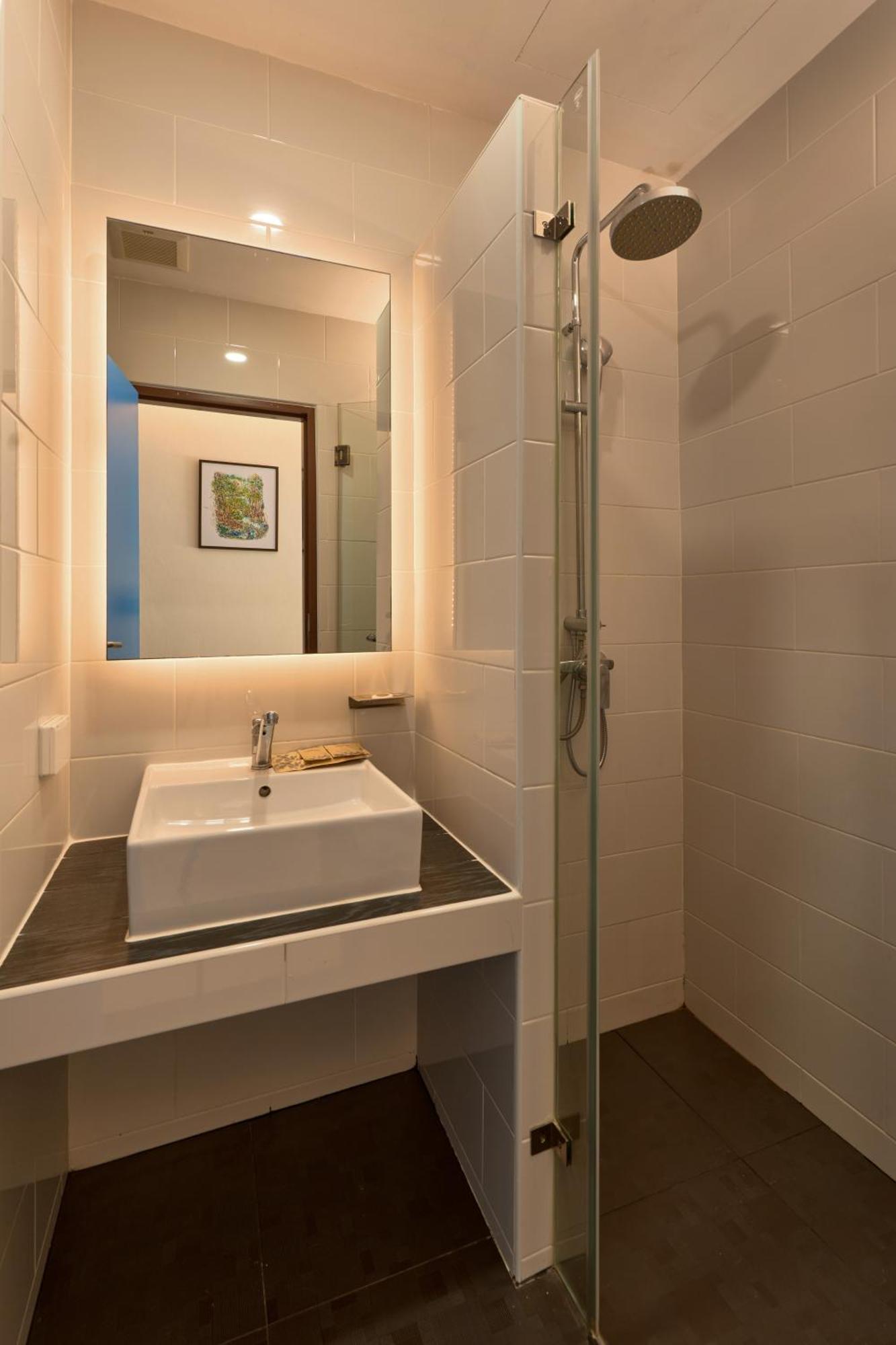 Hotel Red Door Samsen Hotel, 3*