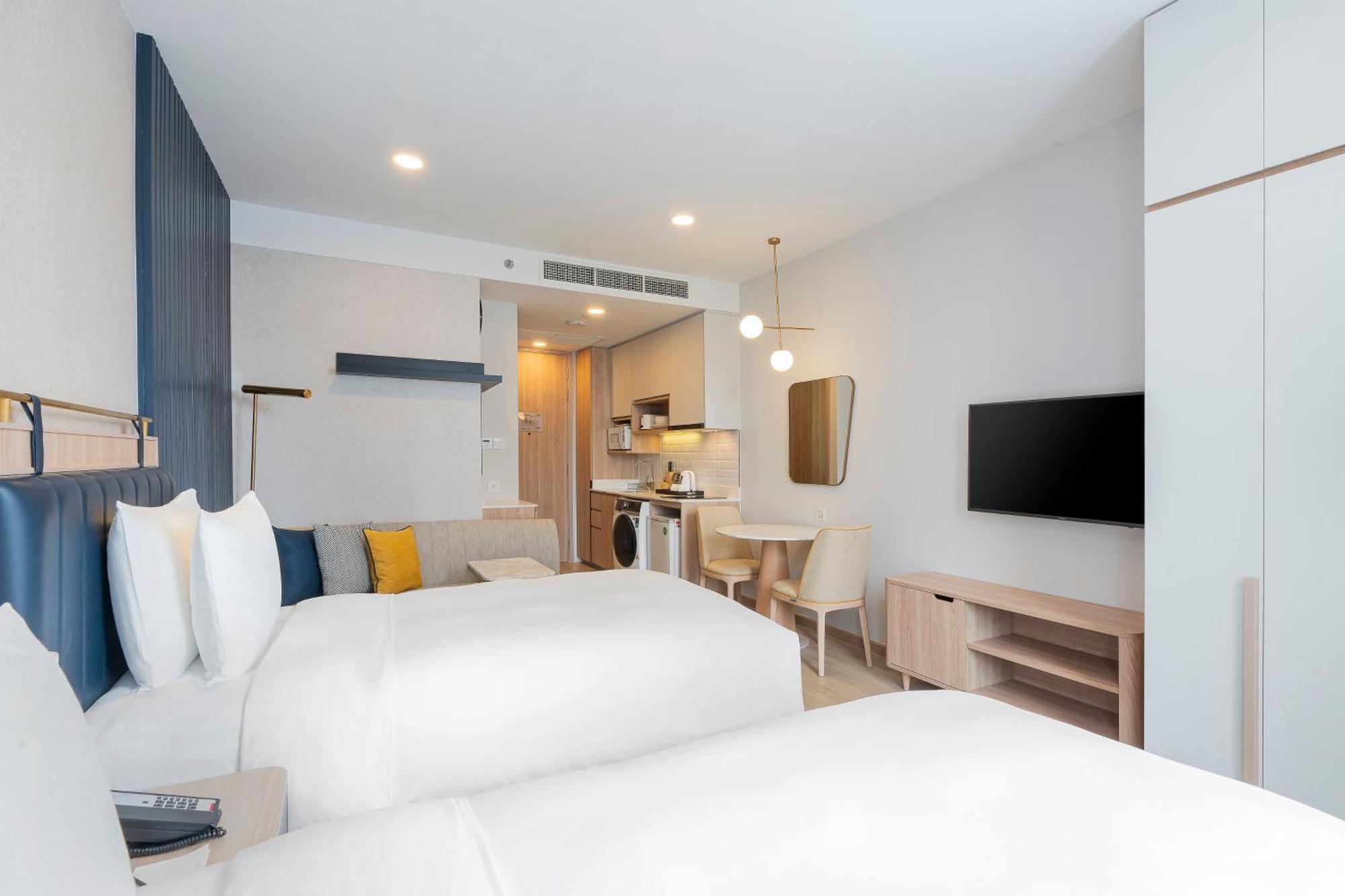 Staybridge Thonglor By Ihg 4*