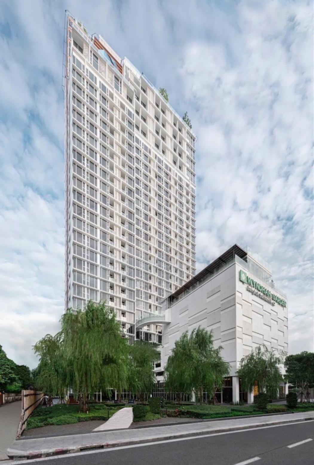 S42 Wyndham Garden Sukhumvit Bts Ekkamai Gym Swim *