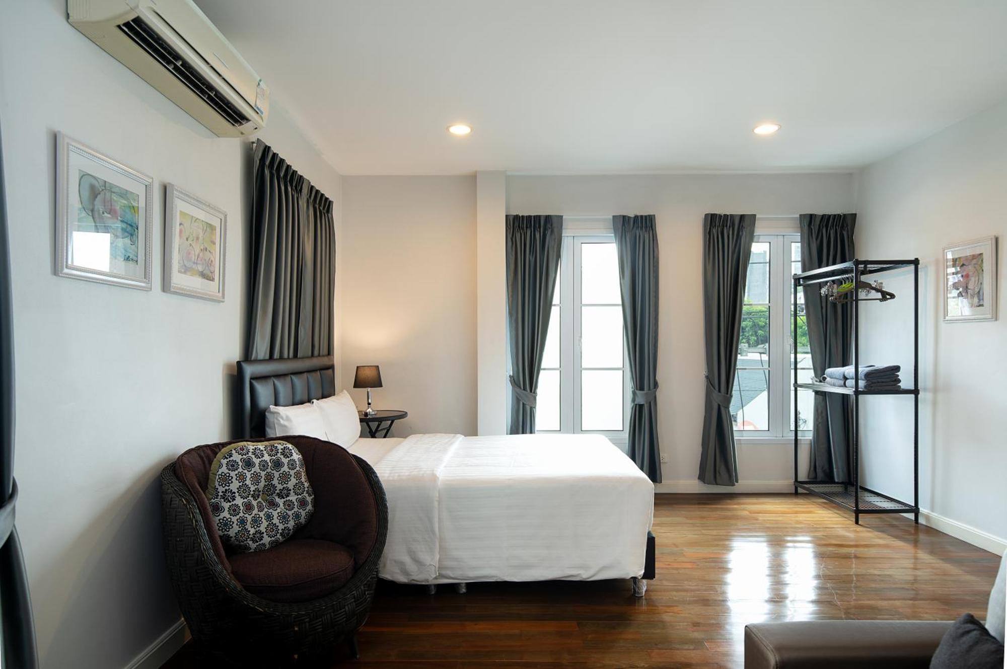 Inhome Luxury By Kitty *