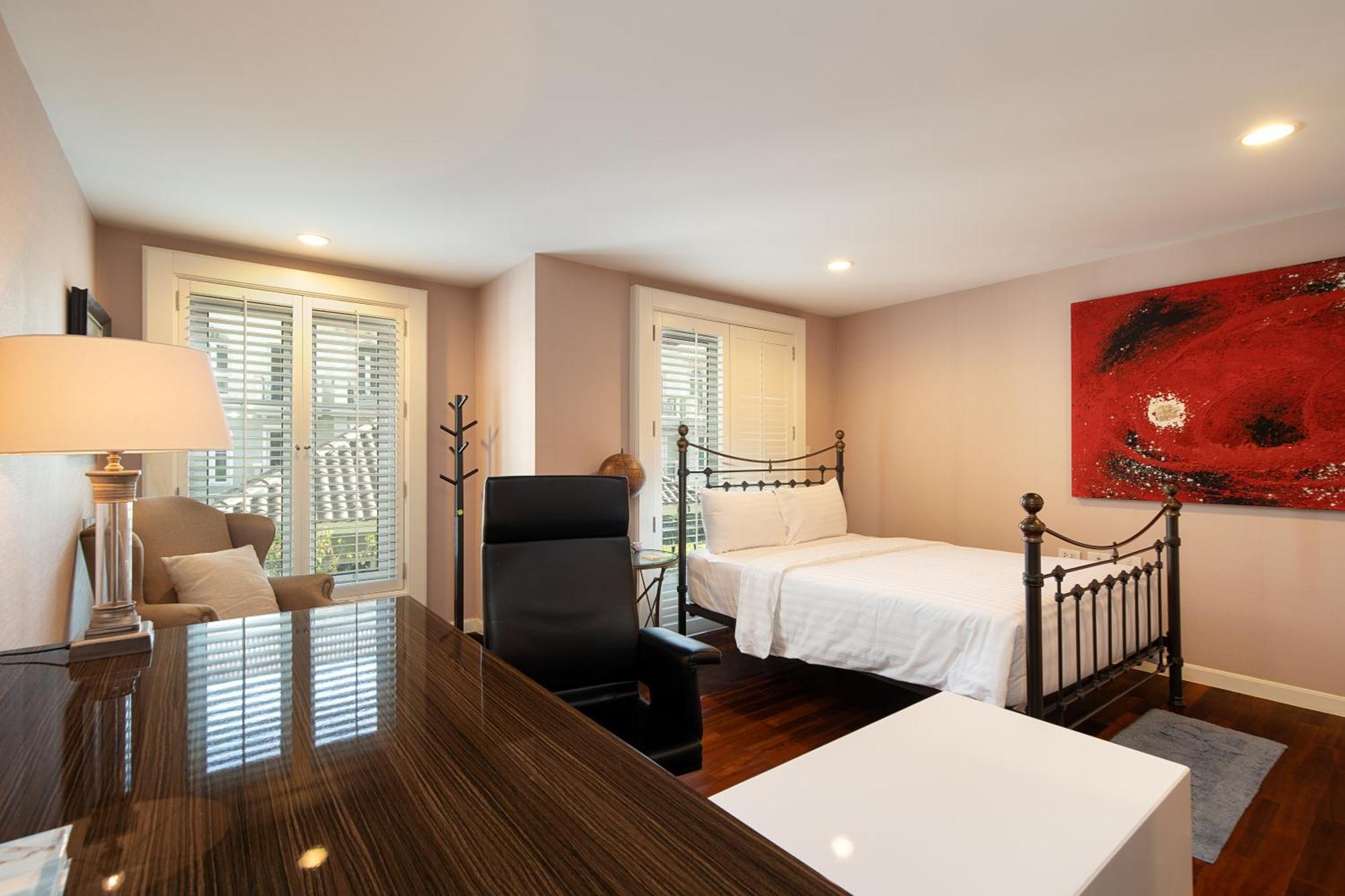 Inhome Luxury By Kitty