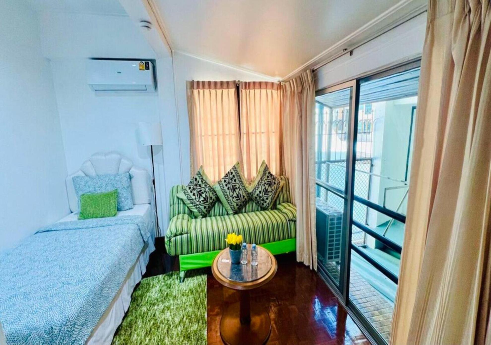 Ree House@soi Cowboy-asoke Bts-mrt Gasthof
