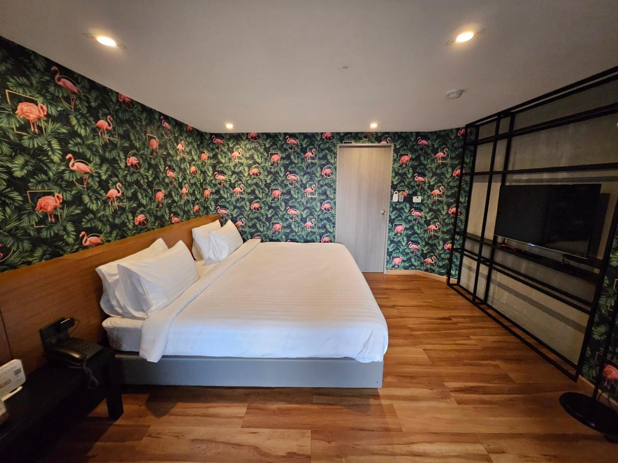 White Palace Hotel