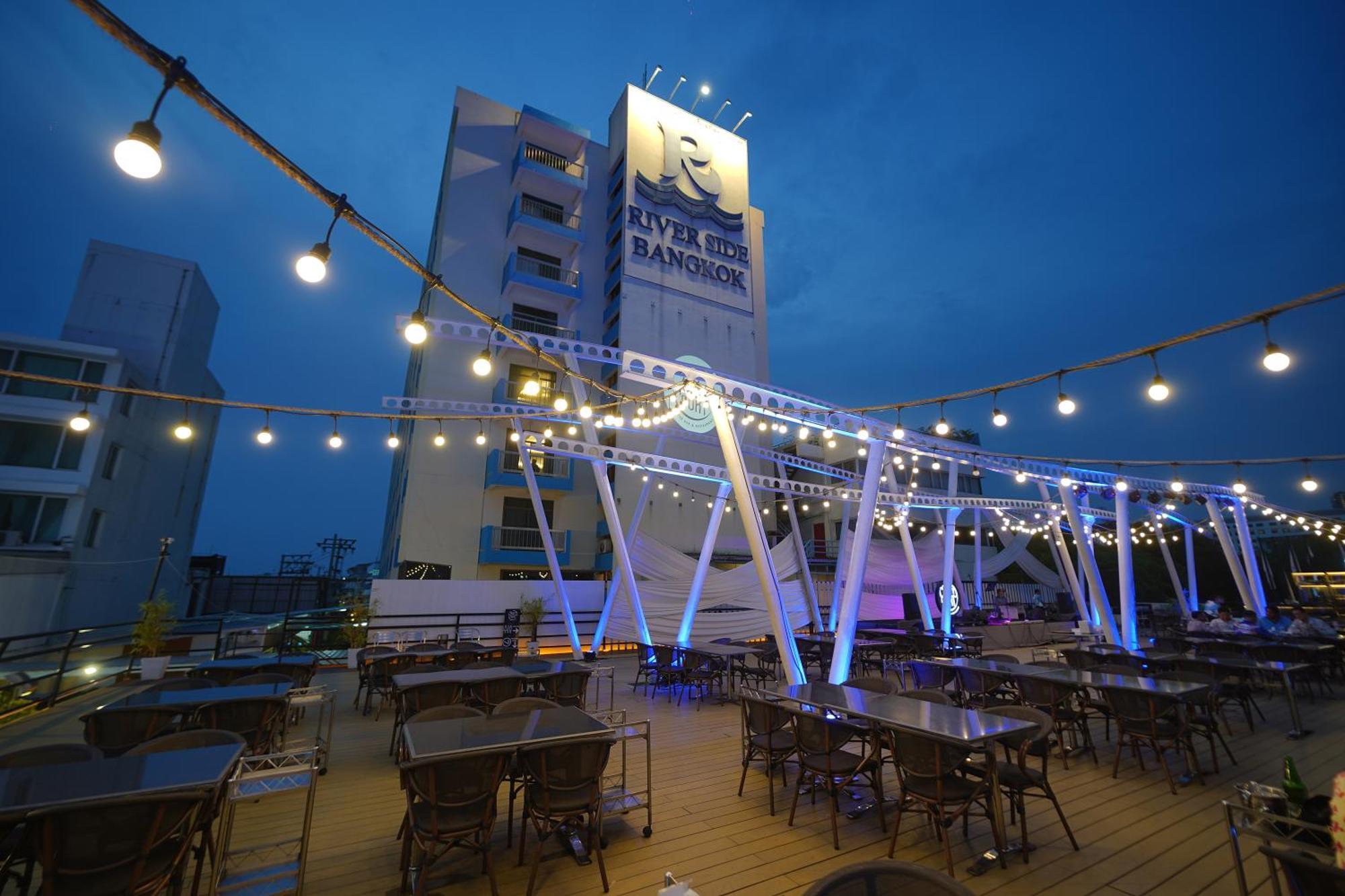 Hotel Riverside