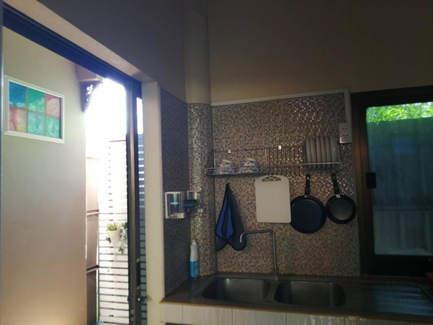 Baan Chay Sala, 2 Bedrooms House Near Airport Holiday home *