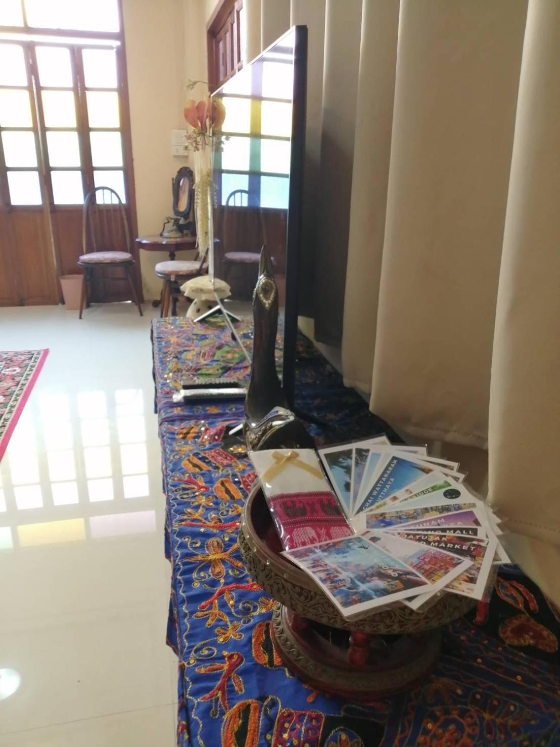 Baan Chay Sala, 2 Bedrooms House Near Airport Bangkok