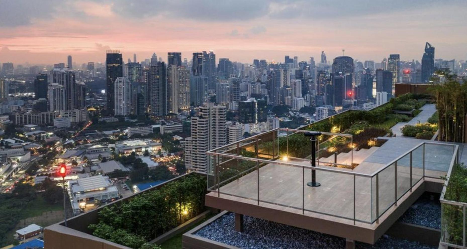 Appartement Luxury Living With Breathtaking Cityscape Vistas
