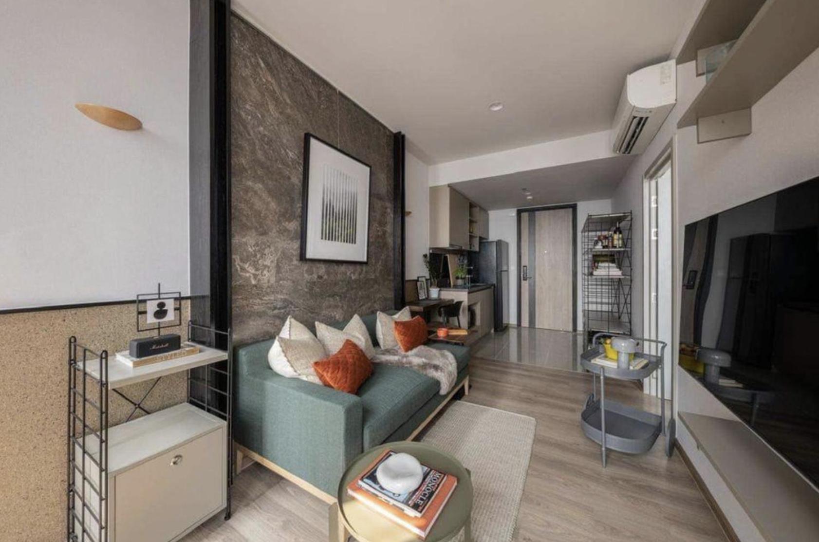 Luxury Living With Breathtaking Cityscape Vistas Apartment