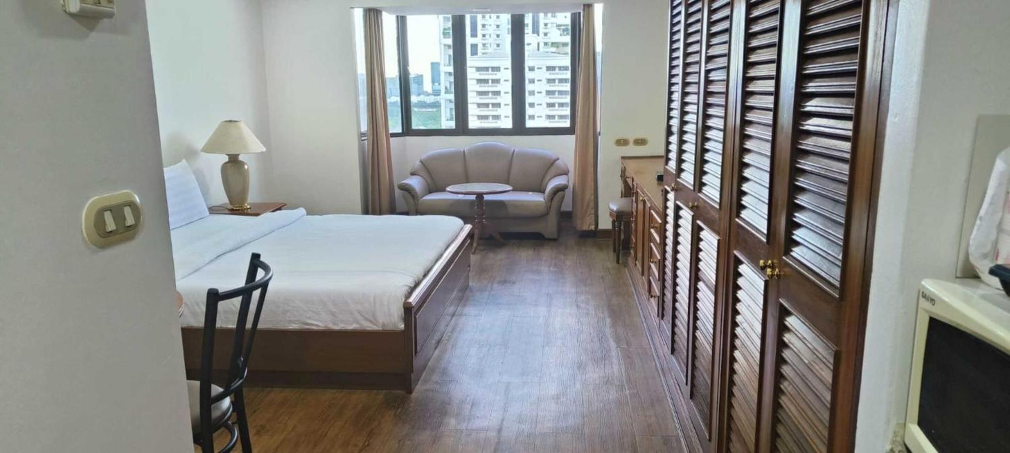Apartment Affordable Serviced Apartment Nana - Omni Tower Sukhumvit Location Bangkok