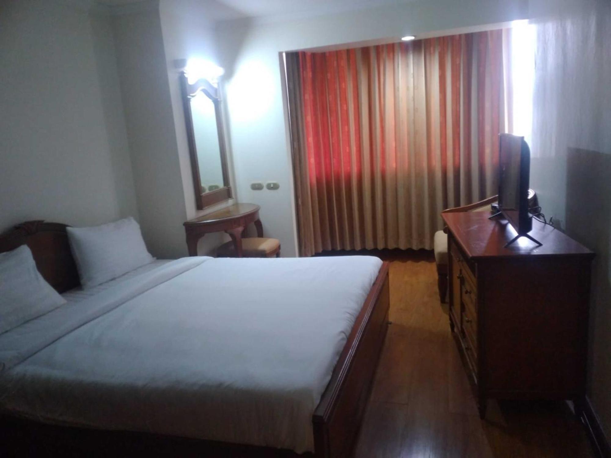 Apartment Affordable Serviced Apartment Nana - Omni Tower Sukhumvit Location *