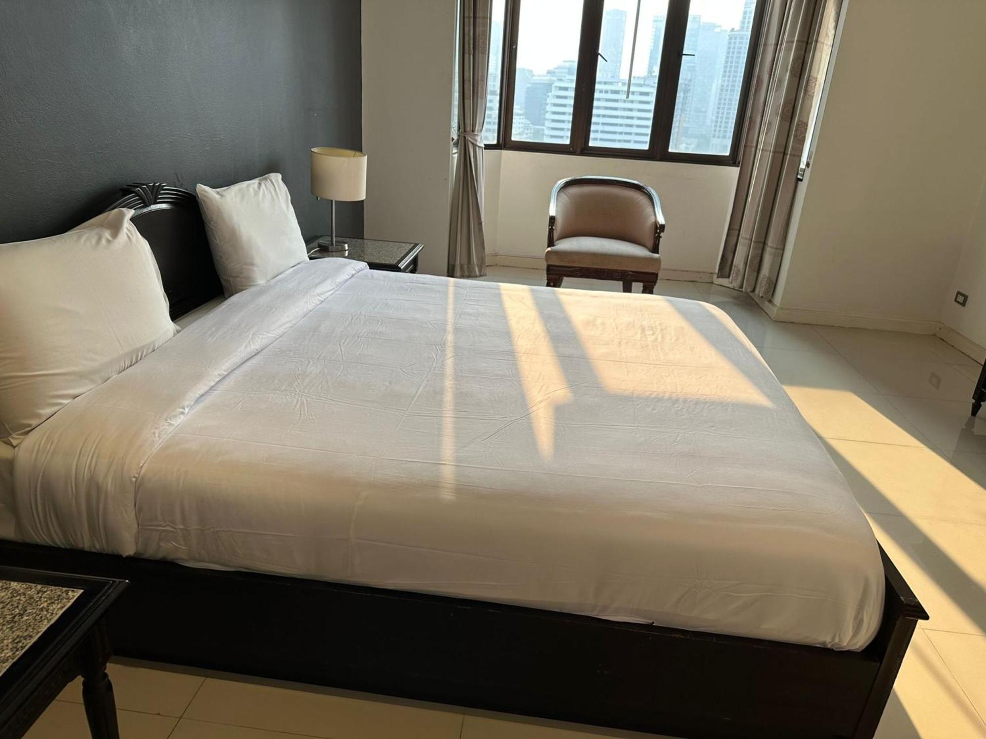 Affordable Serviced Apartment Nana - Omni Tower Sukhumvit Location * Bangkok