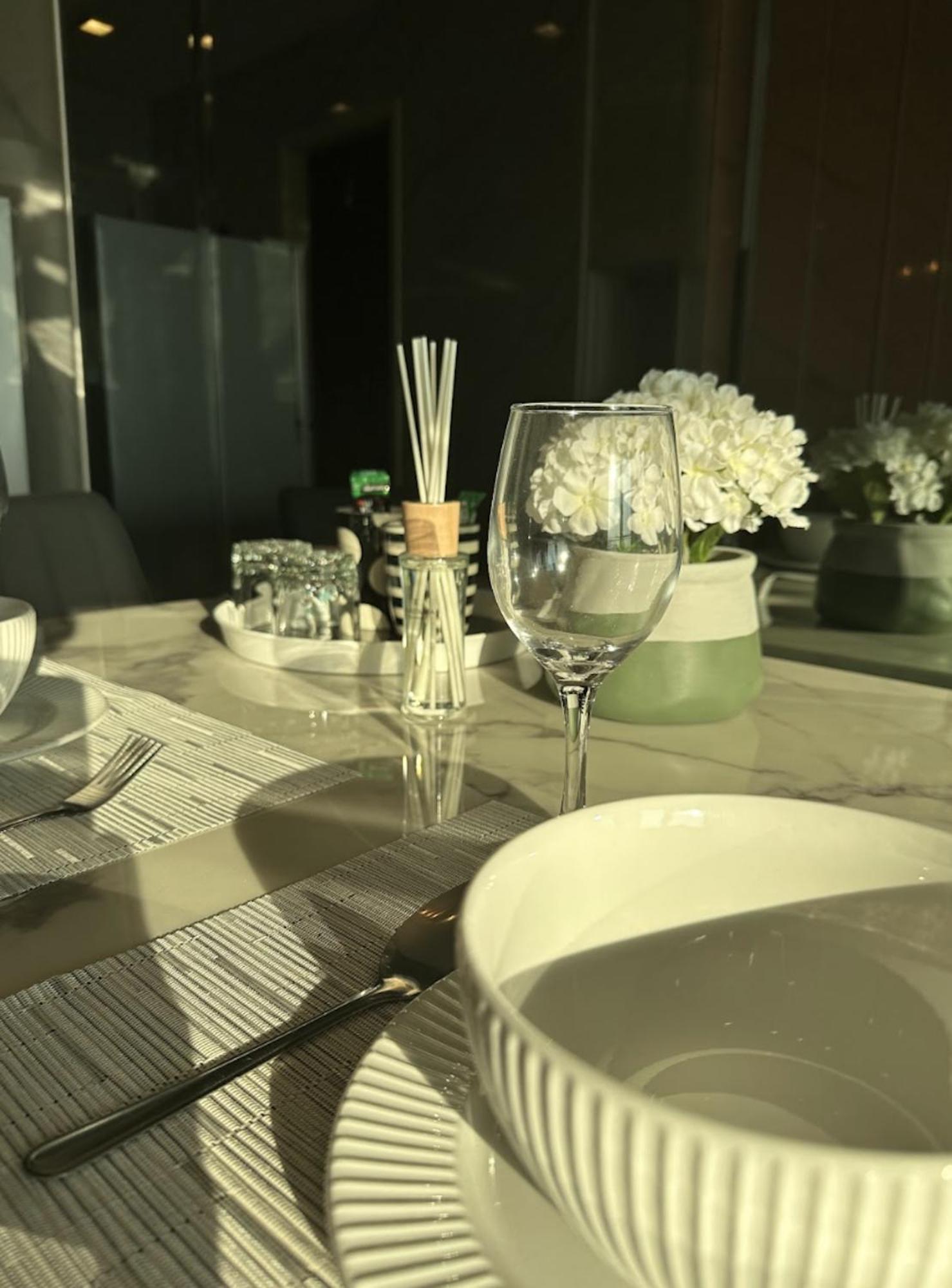 Apartment 1br-bts Phra Khanong 1min-sky Infinity Pool&gym *