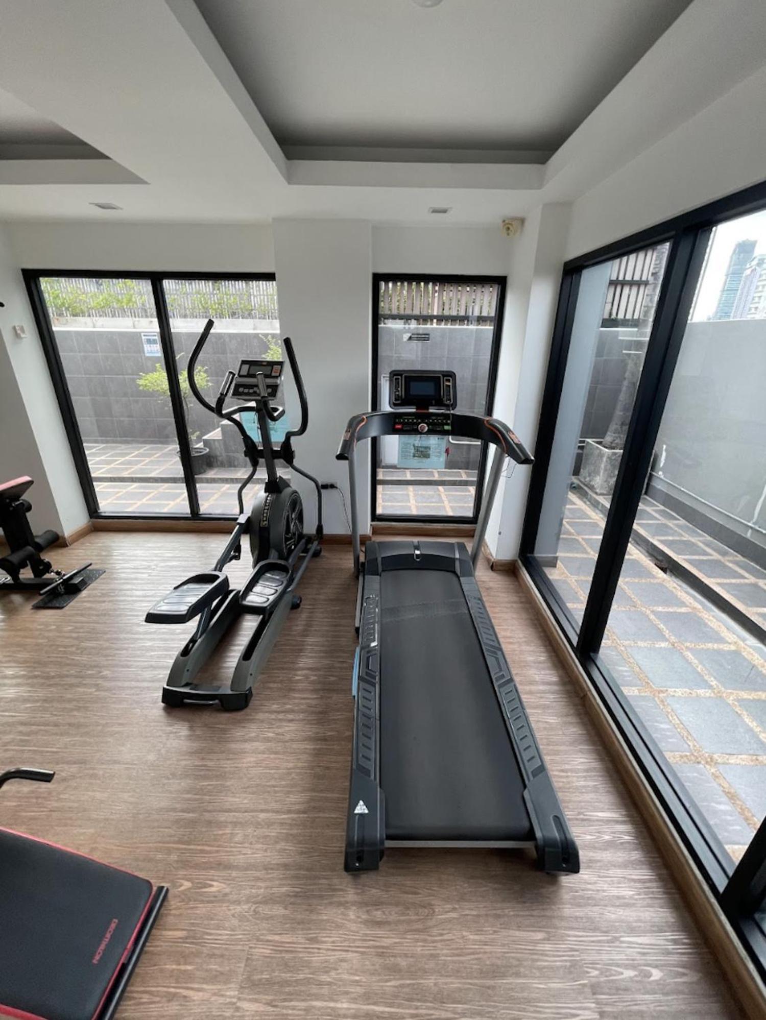 1 Big Br Near Bts Ekkamai - Sky Pool & Gym *