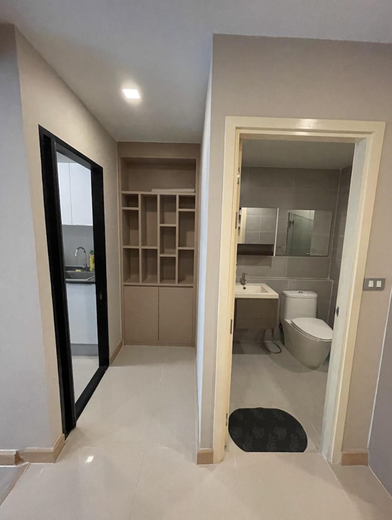 1 Big Br Near Bts Ekkamai - Sky Pool & Gym Bangkok