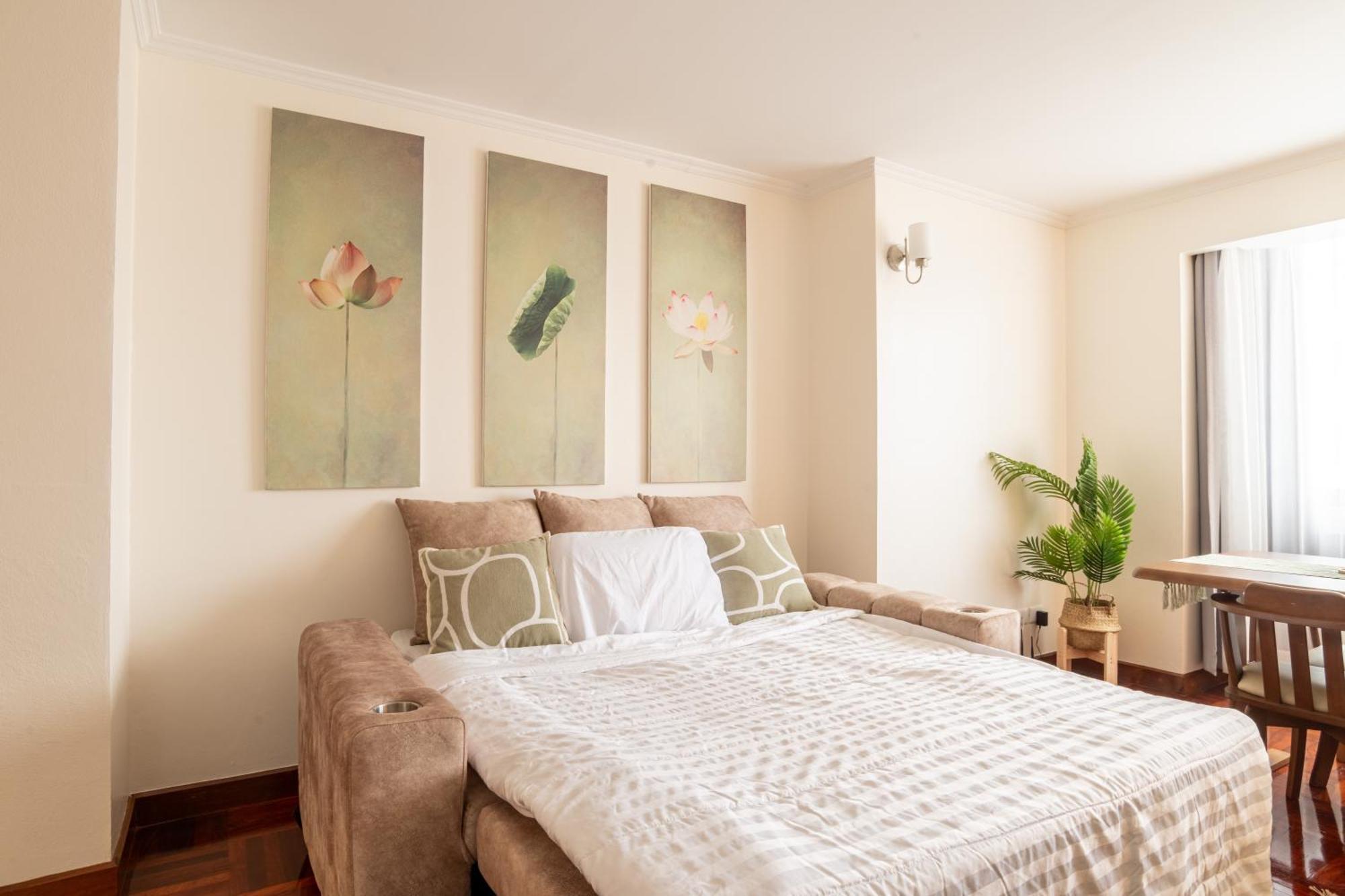 Bua Sukhumvit, Nana Bts Apartment *