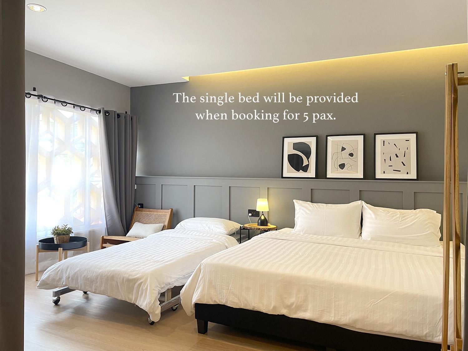 2nd Fl. 2br In Old Town With Rooftop View Apartment Bangkok