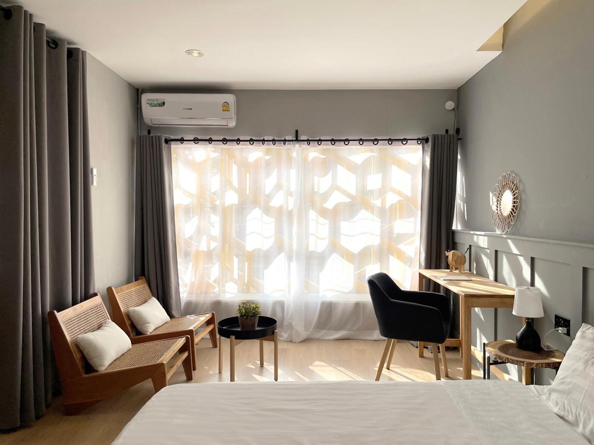 Apartment 2nd Fl. 2br In Old Town With Rooftop View *
